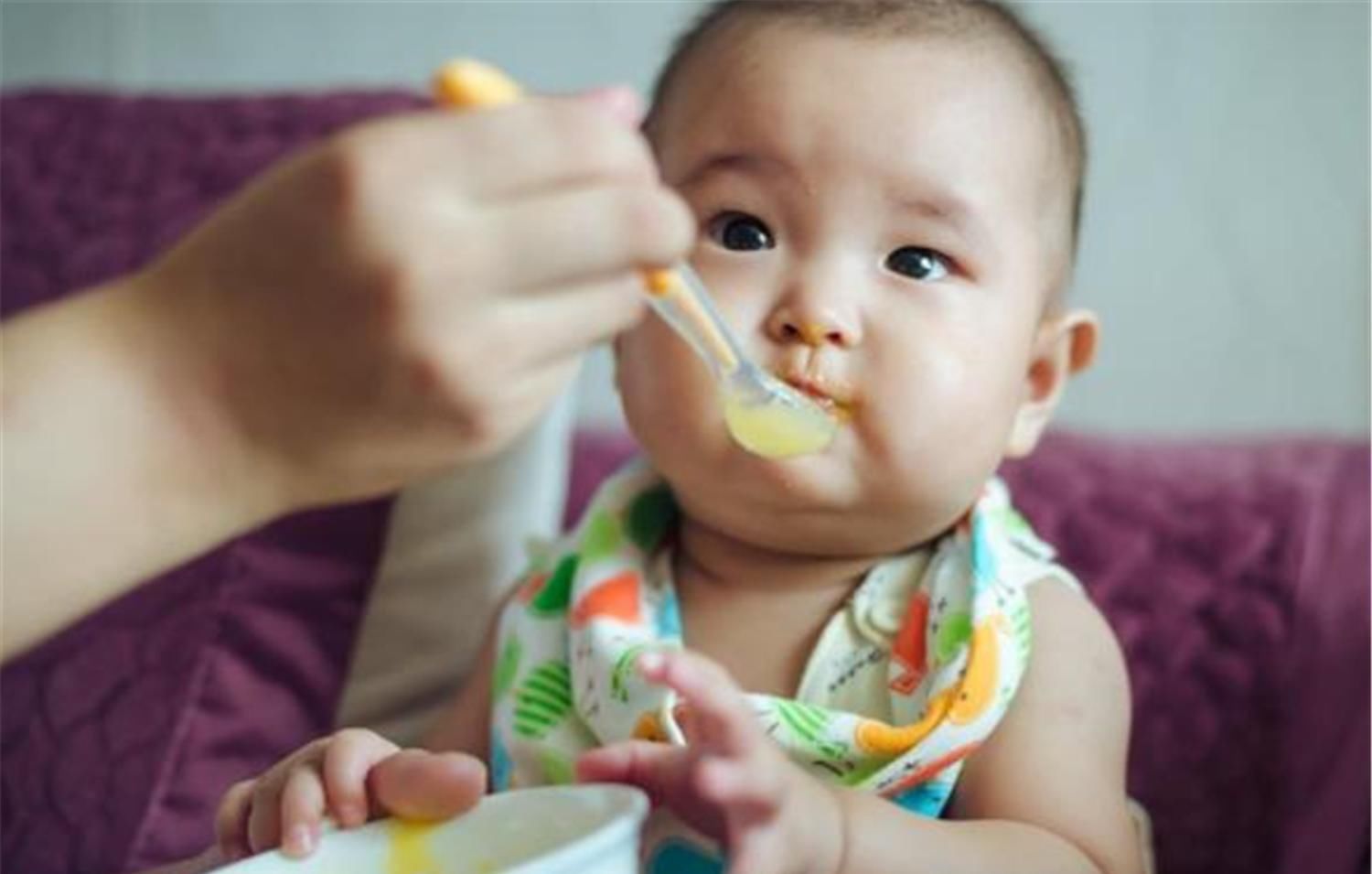 障碍物|7、8个月龄宝宝,以为他什么都不懂?结果他比猴都精