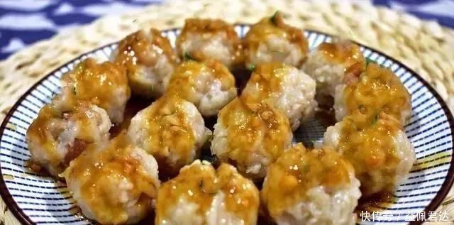 莲藕新吃法,不炒不炖不凉拌,简单一做,饭店都吃不到,真解馋