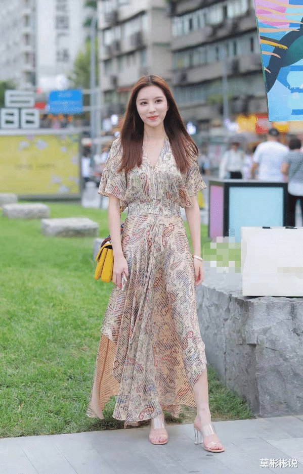 柔软面料网纱裙，飘逸又仙气，雅致感尽显