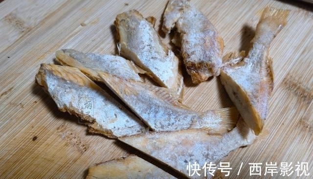 湄洲岛|远嫁湄洲岛表妹捎来的土特产,和豆腐是绝配,入锅一蒸,咸香入味