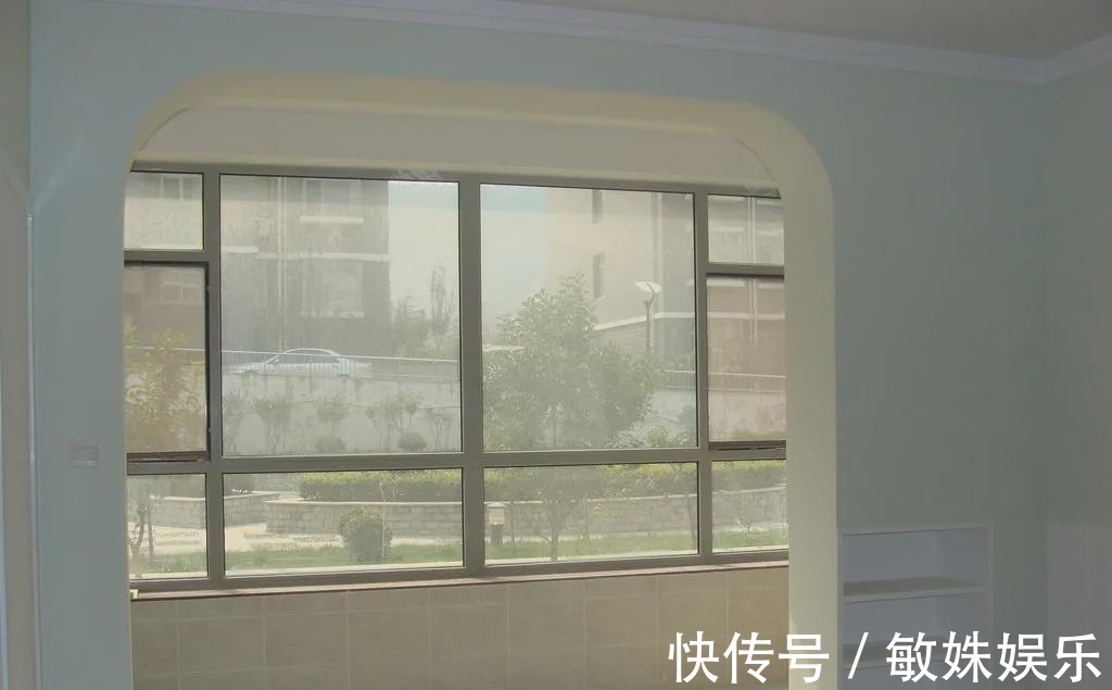 铝合金门|垭口和门套不包了，宁愿多花点钱3种方法解决，家里反而更宽敞！