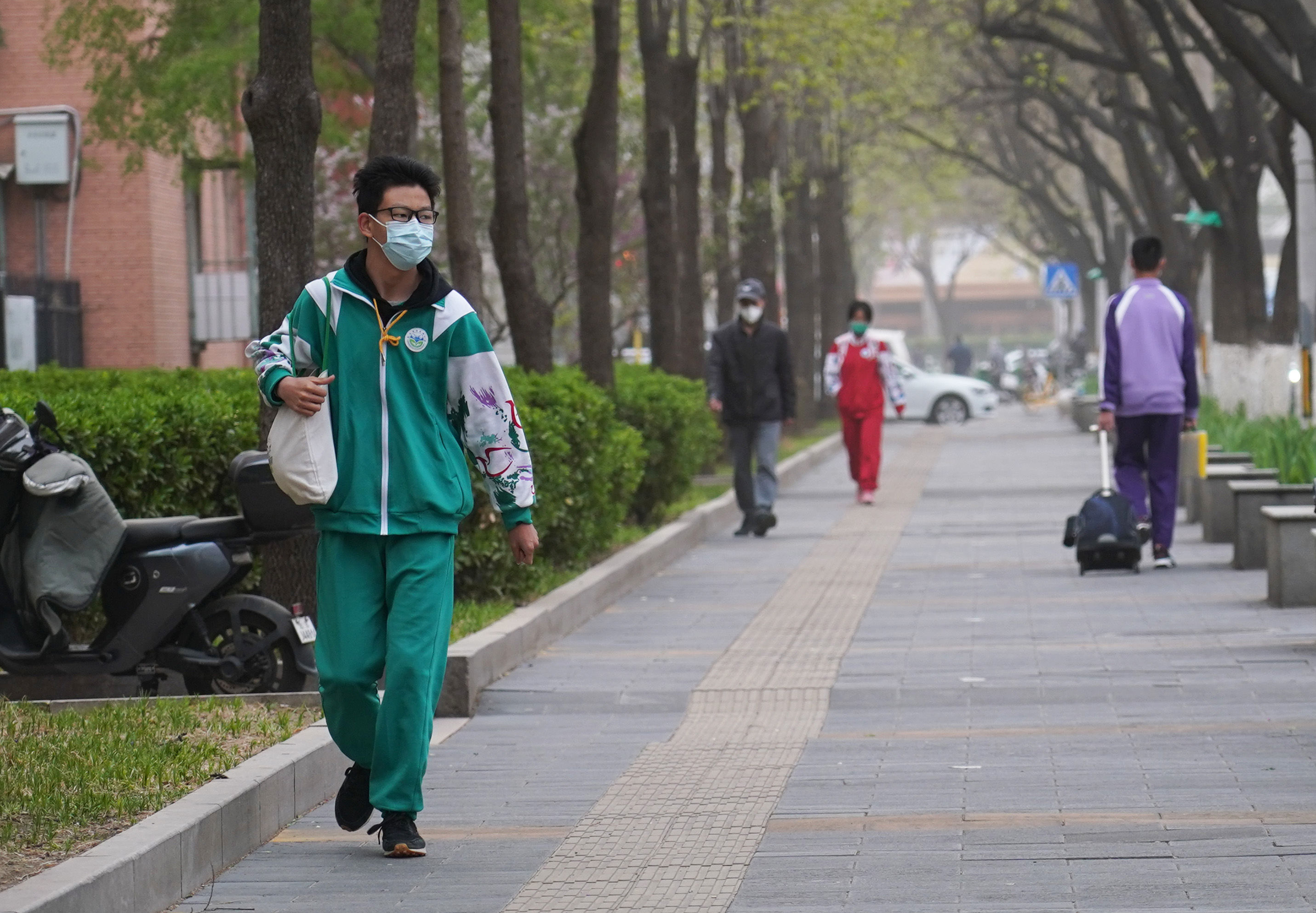 北京沙尘天气预计傍晚结束