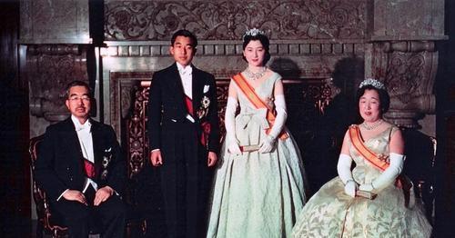 美智子|平民出身的美智子，为何能打破传统，成为日本第一位平民皇后