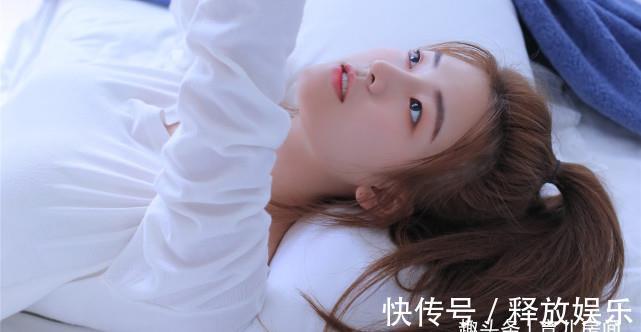 快餐|“月经初潮”在几岁最好?过早过晚,都不利于身高发育