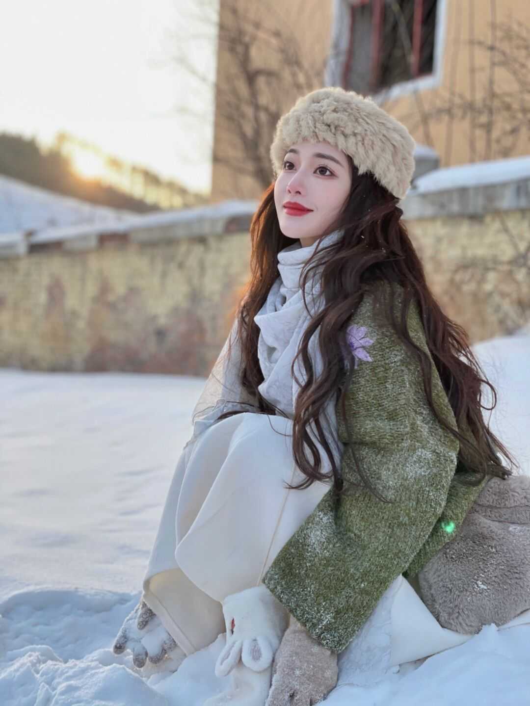 徐娘 冬季暖外套的特别之处,就在于柔情似水是其代名词