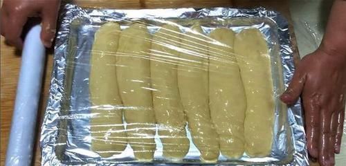 面粉里加2个鸡蛋,不蒸馒头不烙饼,做法简单,轻松搞定全家早餐