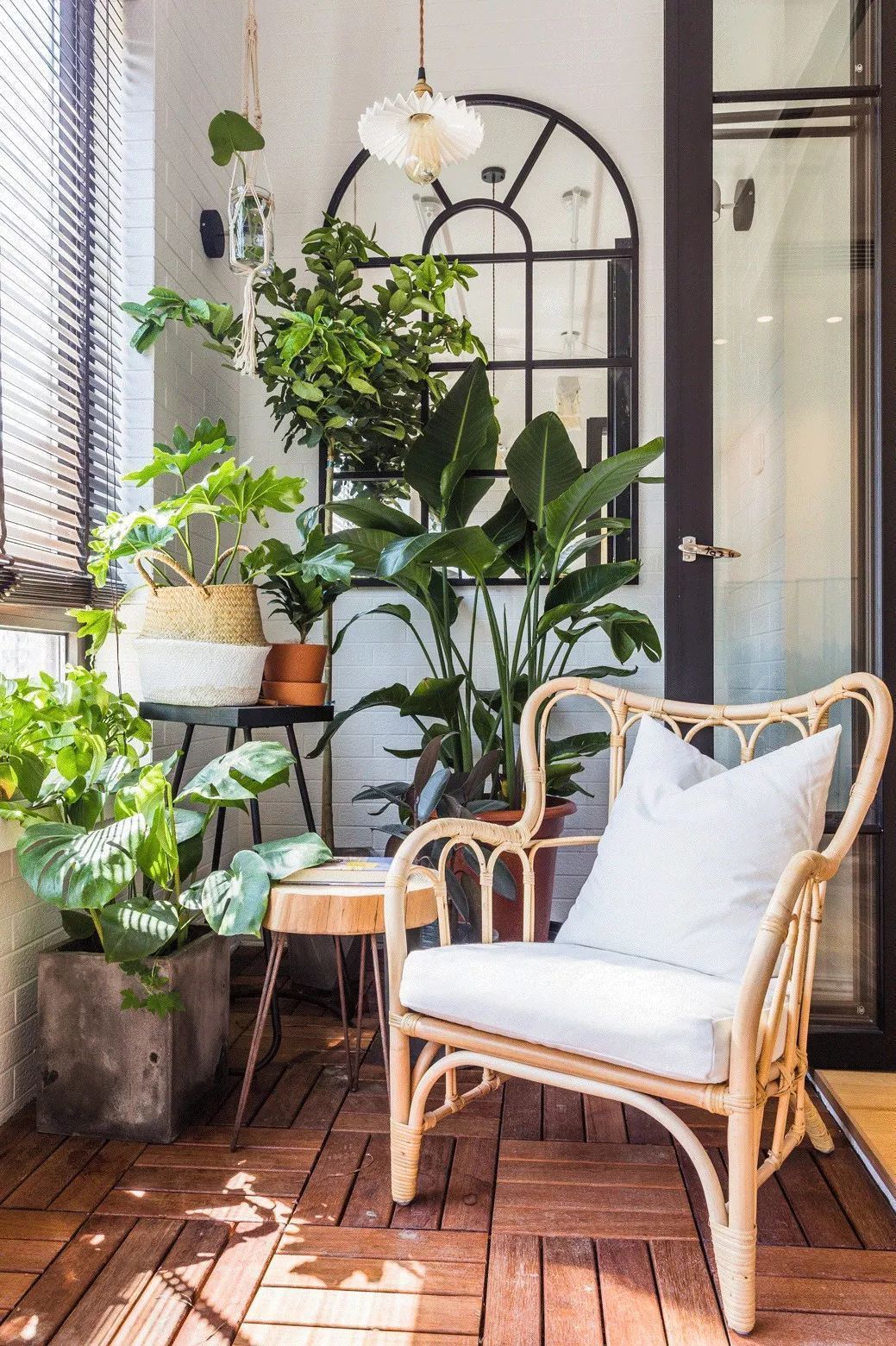 阳台|等有钱买房了,几万一平的阳台绝不晒衣服,打造诗和远方不留遗憾