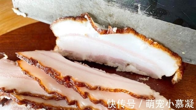 原来炸扣肉起泡有诀窍，只要记住这5点，颜色金黄，起泡出虎皮