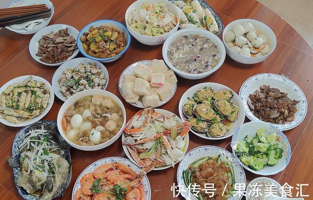 蒸鱼豉油|为妈妈过生日,花600元做了16道菜,以海鲜为主,1个人也顾得来