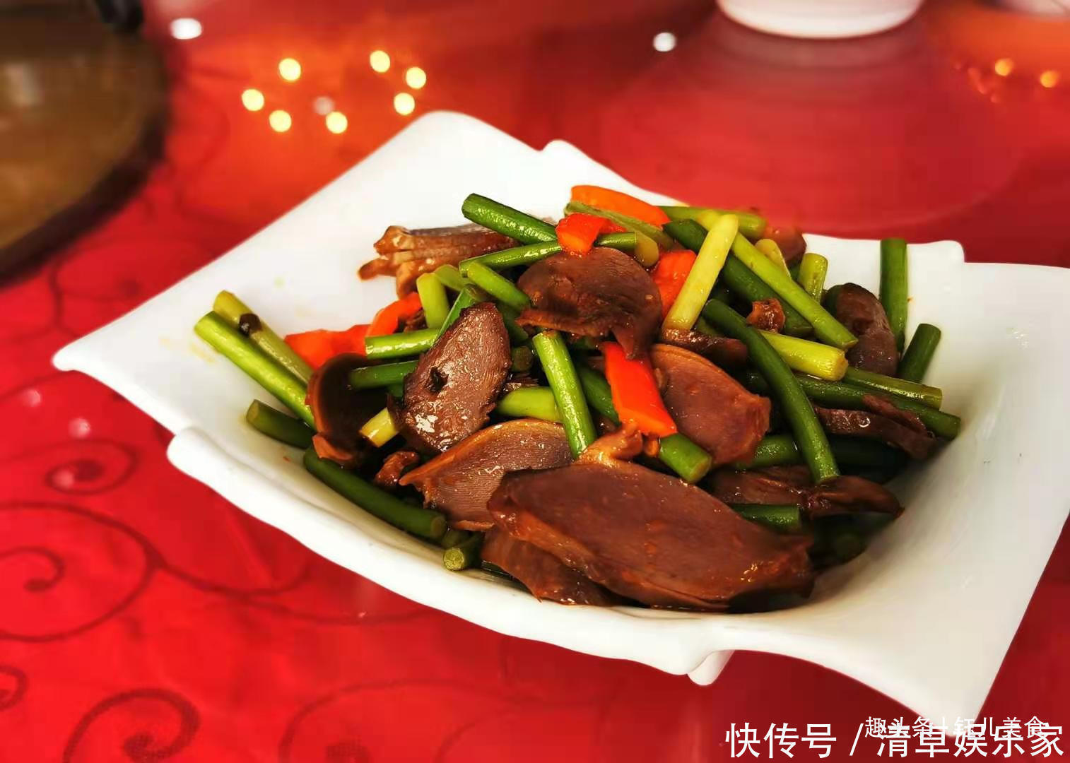 盐水鸭|花了688的聚餐宴，婆婆说200块钱都不值，网友：太便宜了