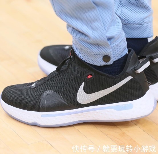 zoom 球鞋上脚回顾！詹姆斯上脚LeBron 7，莫兰特老人鞋“足力健”PG4