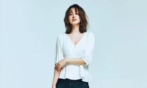 请记住：混搭≠乱搭，14套“甜酷风”搭配练习，带你深挖时髦真相