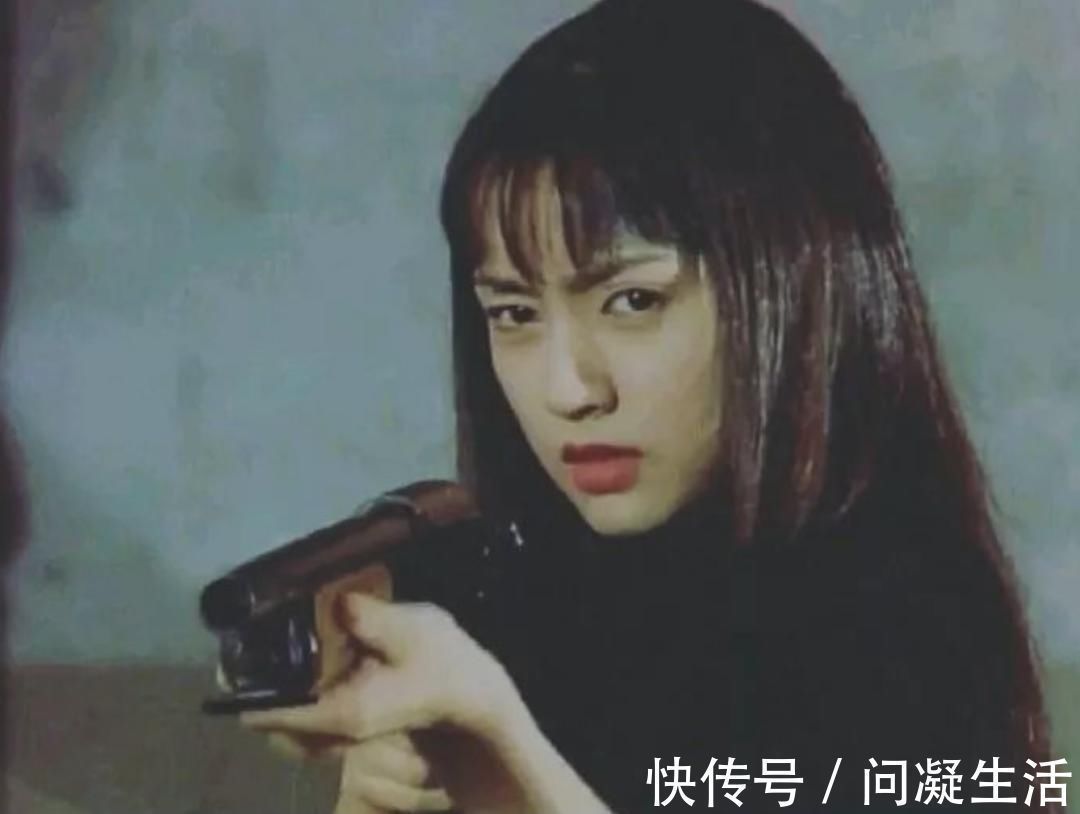 发型 女团宫斗修罗场,参不透她搞发型的心机,尔等终究是洗脚婢