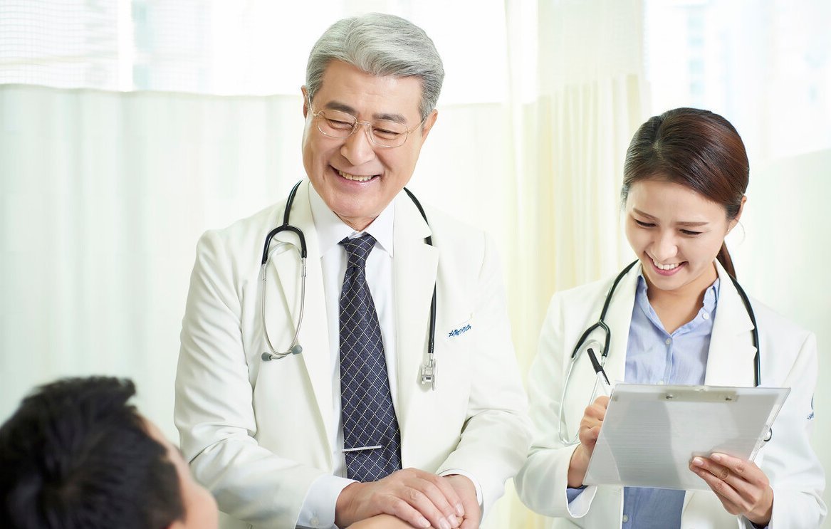 碳氧钙锌|68岁儿科主任自述:孩子补钙很简单,做好2件事,身高或慢慢变高