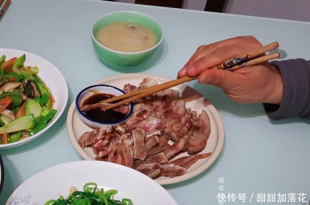 农家院|和朋友去郊区看完农家院,回我家做了简单快手晚餐,大家吃得舒心