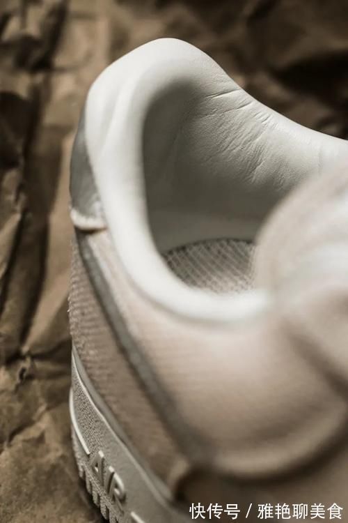 zoom “富婆快乐鞋 2.0”!这颜值、这质感,小编只能祈祷别再涨价了!