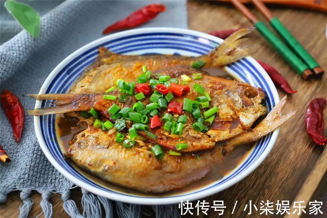 老少皆宜|不管炖什么鱼，两种调料不能放，不然鱼又腥又难吃，看完别再错了
