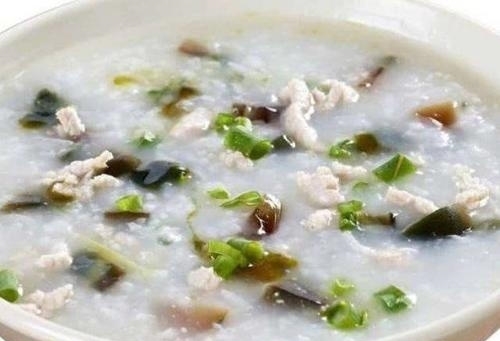 小米味|煮粥时别放这种食物了,对身体没有好处,还可能致癌,早知早健康