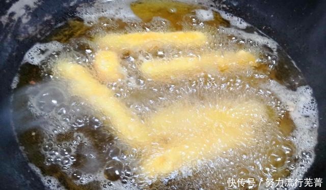 这道简单美食“炸鲜奶”,我居然花了三四天的功夫