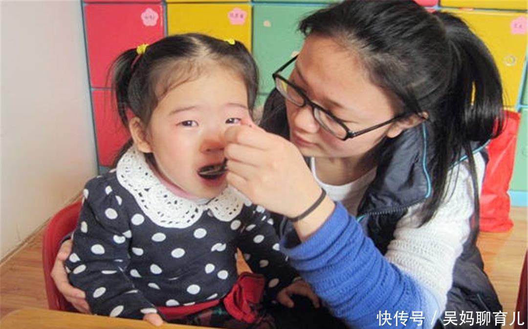 回家吃饭|2岁的孩子进入叛逆期，总说“不要”怎么办？睿智家长不急着拒绝