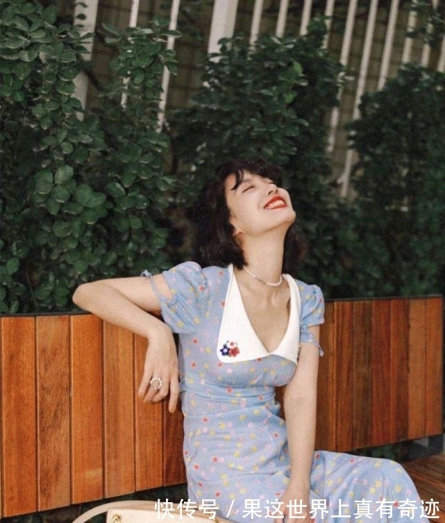 连衣裙|想成为精致的女人,就要穿对服装了,合适的穿搭会让整个人更优雅