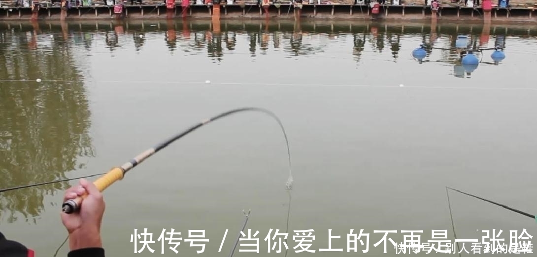 小技巧|刺鱼时,这一个小技巧很多钓友都不知道,切线跑鱼大多因为它