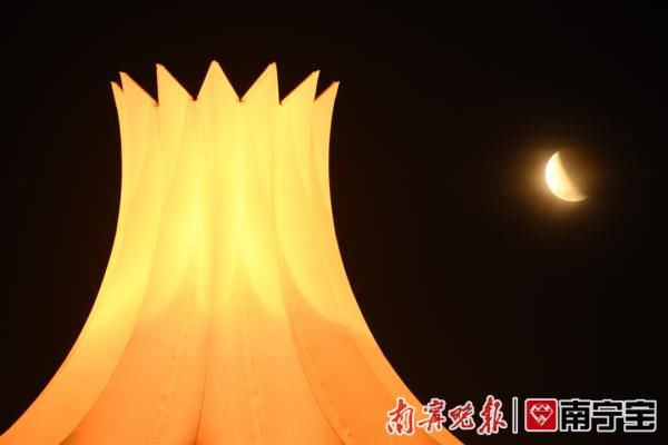 仰望天空 美图来袭！26日晚的“红月亮”你看见了吗？