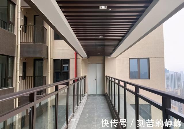 逃生|刚需买房,两梯四户连廊户型值不值得入手5点优劣先了解清楚