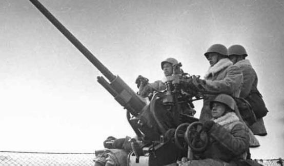 为啥|中国与苏联为啥会从曾经的好友，最终走向对立面