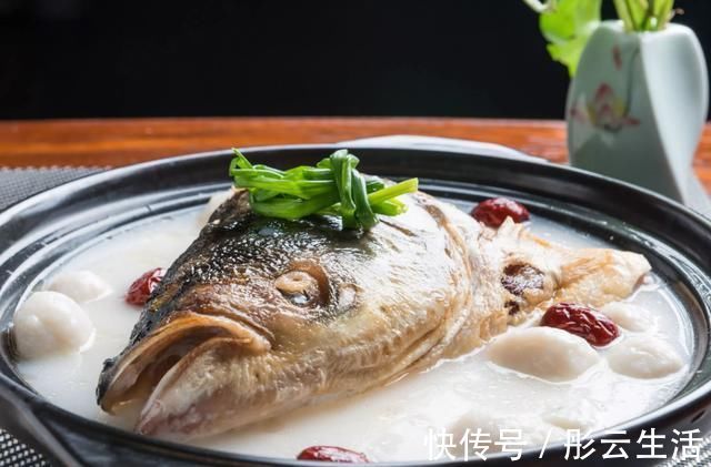 明目|宝宝多吃鱼更聪明?鱼的这3个部位又脏又含汞,一口都不能给娃吃