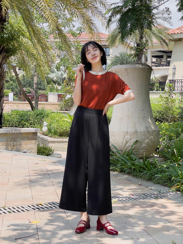 简约|日本小姐姐的简约穿搭又火了,注重细节的搭配,才是真正的高级