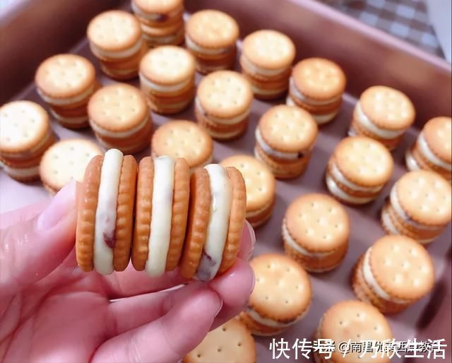 零食|自制零食牛轧饼干,仅仅是多了一层糖心,饼干美味瞬间提升