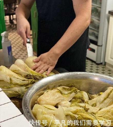 中国哪里的酸菜最好吃这一次东北真的当不了第一了!