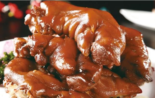  营养师|营养师：女人常吃猪蹄，越吃越美，但2类女性不能碰