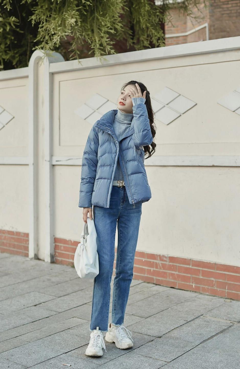 高领|被这组时髦洋气的羽绒服搭配折服了,保暖时髦,大家可以照搬