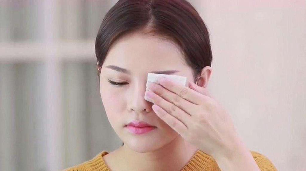 加速衰老的5种行为习惯,很多女生改不掉,难怪比同龄人要老得快