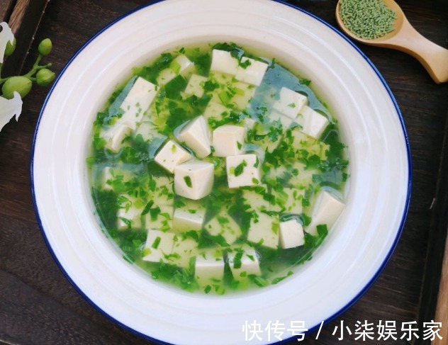 多喝|九月宁可少吃肉,也要多喝此汤,补钙质,改善视力,肌肤更细腻