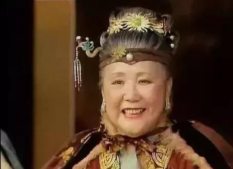 珍珠 唯一可以从20岁戴到80岁的珠宝,每个女人都应该拥有一件