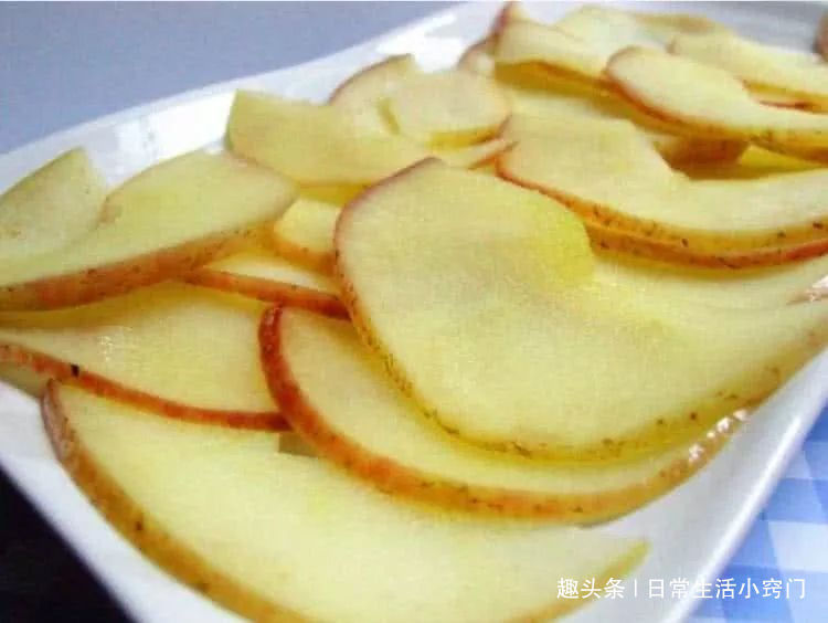 烹调|苹果和此物一起炖，每天一碗，暖胃养胃，养心安神，一觉睡到天亮