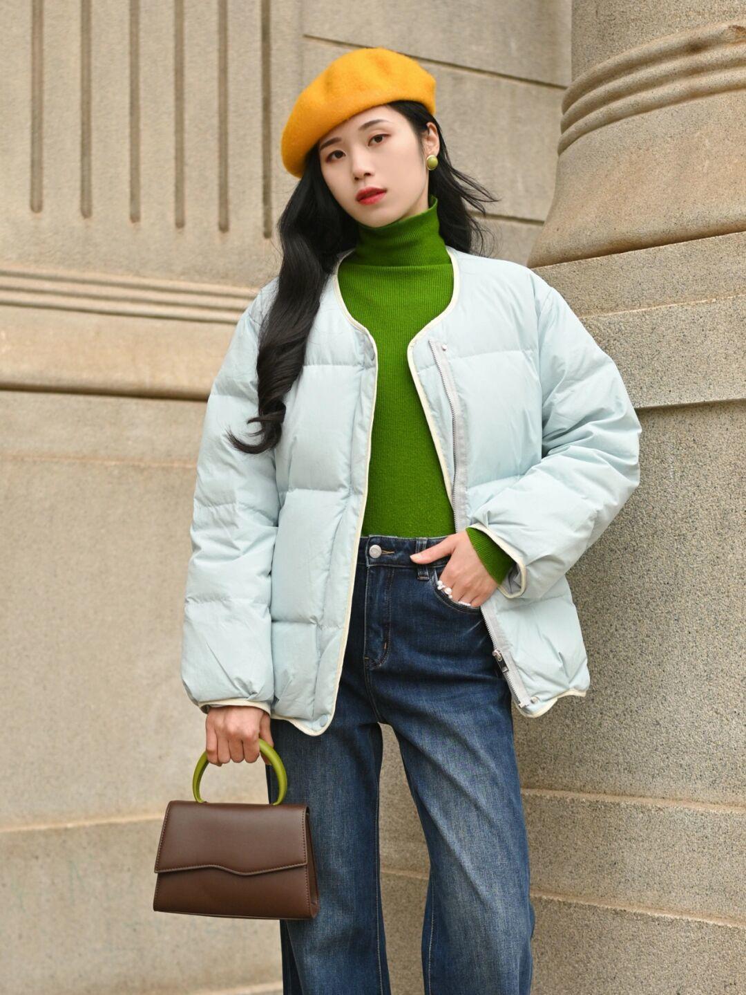 白色 冬天穿羽绒服也不要乱搭,试试这些搭配方式,时髦精致又有个性