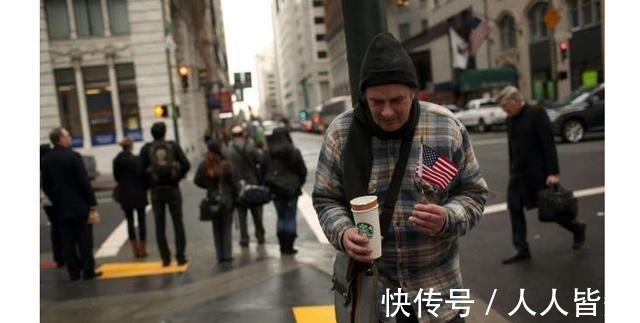 在职场|穷人定律:越穷的人,往往越喜欢在这3件事上努力,结果越来越穷