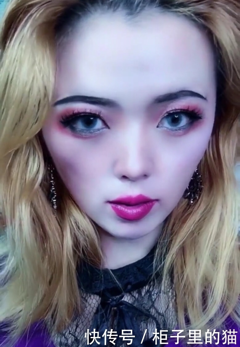 美女卸妆鼻子拉扯出“面条”,网友求你别卸赶紧塞回去