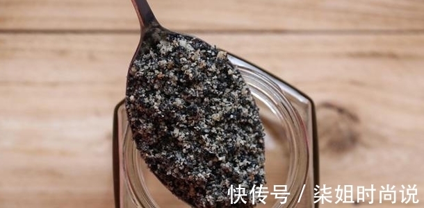 奶奶|88岁奶奶头发乌黑,精神饱满,公开她的自用方!学会大家都健康!