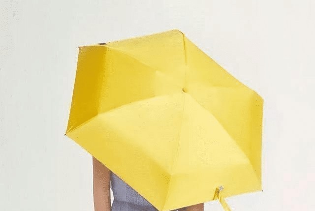 口袋伞 “告别”了防晒霜,薇娅“口袋伞”一夜爆红,40度出门不怕晒!