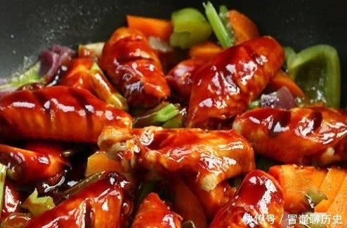 鸡翅这样做,比红烧、可乐鸡翅还美味!