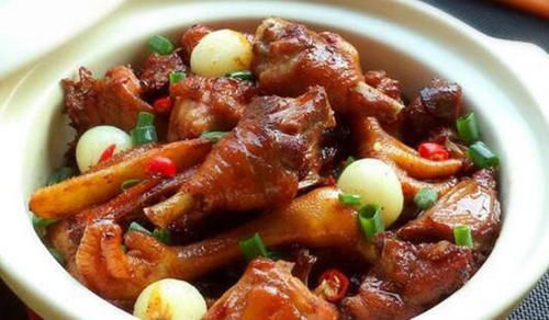 饮食|美食优选:川渝回锅肉,韭菜炒海肠子,酱骨架,农家土鸡的做法