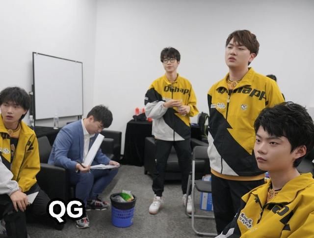 真相|QG新教练刚上台就被骂，得知真相后，网友：话糙理不糙