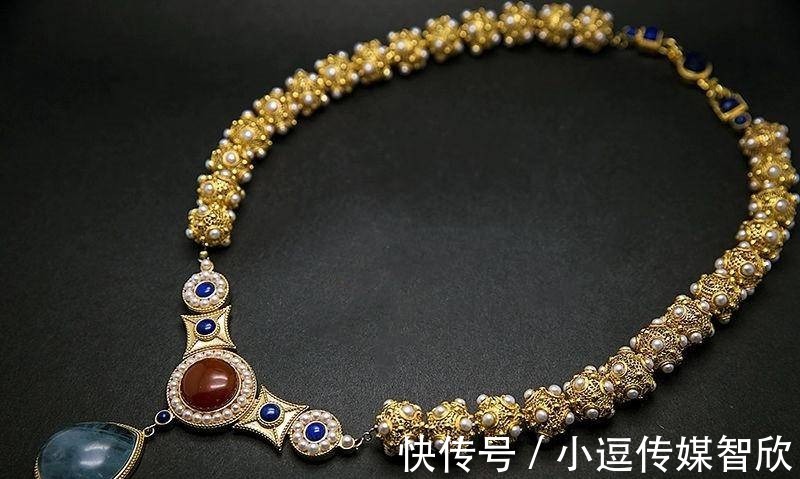 杨坚|国家博物馆中最漂亮的一条项链:两朝皇室最尊贵的血脉,李小孩