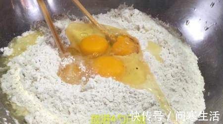 美食|家中有面粉和鸡蛋,一定要学做这美食,儿子三天两头点名要,真香