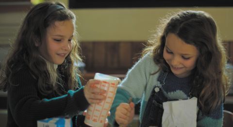 妈妈|《小妈妈》，一个小女孩的圆梦之旅